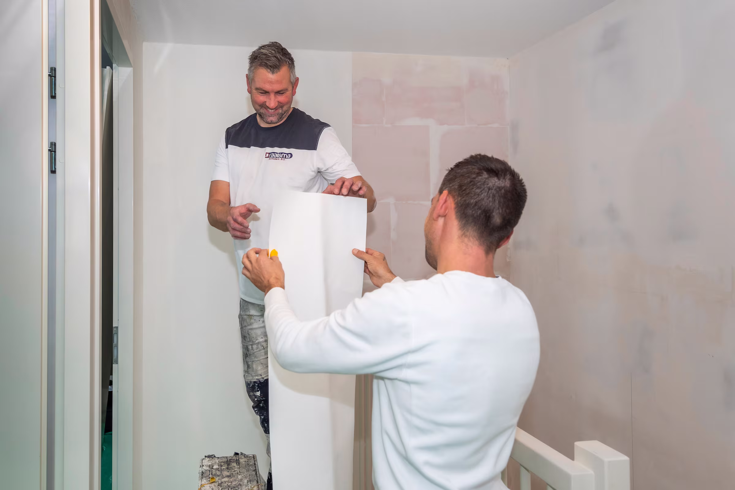 Wandafwerking nieuwbouwwoning Delft renovlies